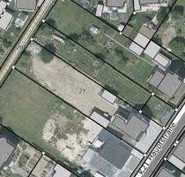 Areal in Mörschied: 800 m2 Grundstück + Grillhütte und Garage - Niederwörresbach