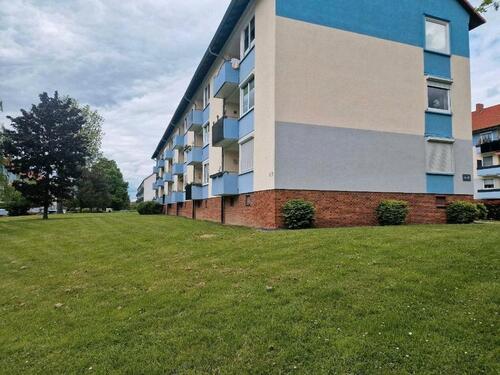 Foto - 3-Zimmer Wohnung • renovierungsbedürftig •