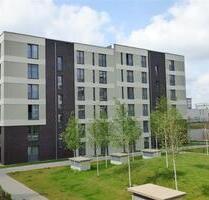 Schön geschnittene 2-Zi. Whg. mit EBK und Loggia, Parkett m. FBH u. TG-Stellplatz! - Leipzig Altwest