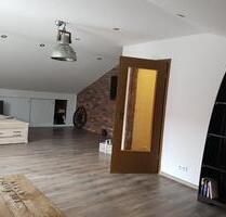 Helle und freundliche Dachgeschosswohnung 100m² - Fürth