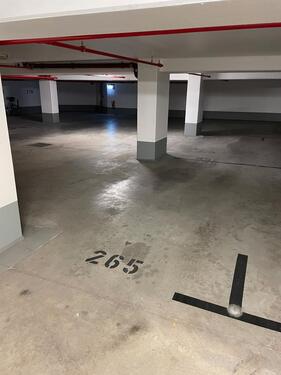 Foto - Tiefgaragenstellplatz ab 01.04.2026 in Landsberg zu vermieten