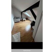 Dachgeschoss Wohnung UNI Nähe warm 550€ - Braunschweig Nordstadt