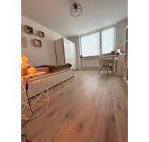 Schöne Dreizimmerwohnung mit Tiefgaragenstellplatz - Hilden Kalstert