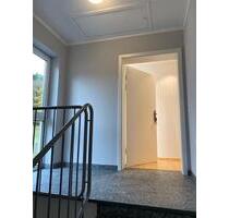 Lichtdurchflutete DG Wohnung - 890,00&nbsp;EUR Kaltmiete, ca.&nbsp; 107,00&nbsp;m&sup2; in Mespelbrunn (PLZ: 63875)