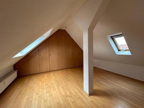 Foto - Wohnen auf 2 Ebenen! Gepflegte 2-Zi-Whg mit Altbaucharme