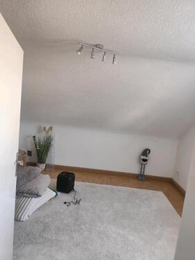 Foto - 1 Zimmer Dachgeschoßwohnung zur Miete in Leipheim