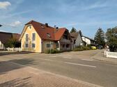 Foto - kernsanierte 4 Zimmer Wohnung (110 m2) EG