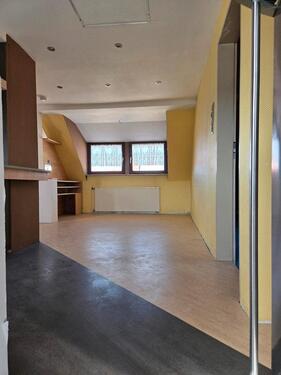 Foto - 2 Zimmer Dachgeschoßwohnung in Wiesbaden