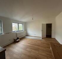 DG-Wohnung in Osterrönfeld - Erstbezug nach Ausbau - 695 € warm