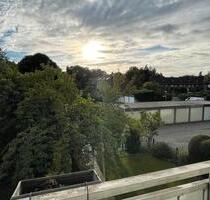 Von Privat: 2 Zimmer mit Balkon und Stellplatz - Krefeld Fischeln