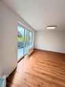 Foto - Modernisierte 2-Zimmer-Wohnung mit Balkon & Aufzug in Darmstadt