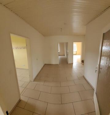 Foto - 3 Zi.-Whg. - 700,00 EUR Kaltmiete,