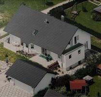 Zwei Familienhaus mit Doppelten Garage und Elektro Sauna - Neuhausen ob Eck