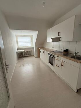 Foto - Geräumige Dachgeschosswohnung in ruhiger Lage