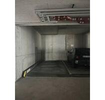 Tiefgaragenstellplatz in Stuttgart-Süd (Neue Weinsteige, Lehen)