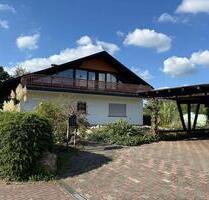 Geräumiges Einfamilienhaus mit Garten, Balkon & Loggia in Grävenwiesbach