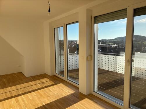 Foto - 2-Zimmer-Wohnung einzugsbereit! Einbauküche, Balkon und Traumblick! 63808 Haibach