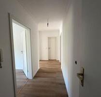 Frisch renovierte 3-Zimmer-Wohnung mit Balkon in 35614 Aßlar