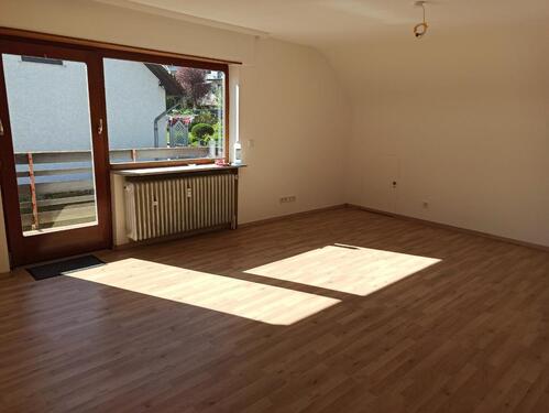 Foto - schöne+helle DG-Whg 94 qm in KARLSBRUNN ab Frühjahr 2026 n.VB