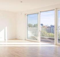 Traumhafter Blick über Berlin! 2-Zi. DG-Whg. mit Terrasse + Aufdachterrasse & Stellplatz!