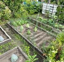 Wunderschöner Garten - 3.000,00&nbsp;EUR Kaltmiete, ca.&nbsp; 0,00&nbsp;m&sup2; in Leipzig (PLZ: 04279) Süd