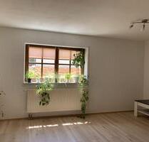 Helle Zwei-Zimmer-Wohnung in der Nähe von Würzburg zu vermieten - Tauberbischofsheim Helle Zwei-Zimmer-Wohnung in der Nähe von Würzburg zu vermieten - Tauberbischofsheim