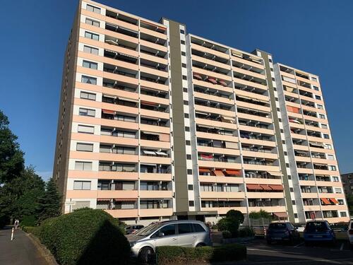 Foto - SANKT AUGUSTIN, schöne helle 2 Zi. Wohnung, Diele, Bad, großer Balkon, ca. 72 m² Wfl. TG-Stellplatz