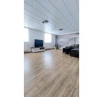 Erdgeschoßwohnung - 700,00&nbsp;EUR Kaltmiete, ca.&nbsp; 70,00&nbsp;m&sup2; in Groß-Rohrheim (PLZ: 68649)