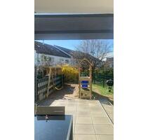 3-Zimmer-Wohnung (77 m²) mit Garten, großer Terrasse & Stellplatz - Leverkusen