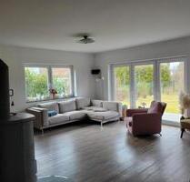 Vielseitiges freistehendes Haus mit großem Grundstück in Malente