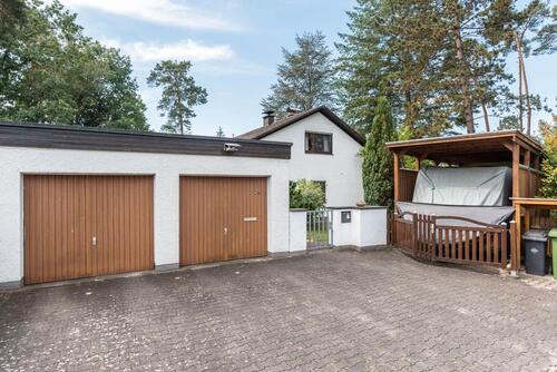 Foto - 8 Zimmer Einfamilienhaus zum Kaufen in Erlangen