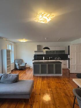 Foto - Helle Altbau-Maisonette-Wohnung im Helmholtzkiez