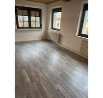 Zweistöckige Wohnung in ländlicher Gegend zu vermieten - Meuselwitz