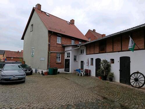 Foto - 6 Zimmer Mehrfamilienhaus, Wohnhaus in Groß Quenstedt