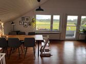 Foto - 3.5 Zimmer Wohnung, See & Bergsicht, 2 Stellplätze, EBK, Keller