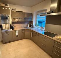 Helle 4-Zimmer-Wohnung mit Balkon & Einbauküche - Altenstadt an der Waldnaab