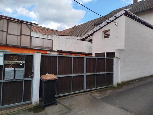 Foto - 2 Familienhaus mit 9 ZW * Kapitalanlage oder Selbst wohnen