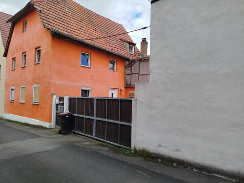 Foto - Einfamilienhaus zum Kaufen in Geldersheim
