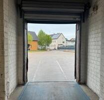 1400qm Lagerhalle mit Büro und Rampen in Hückelhoven