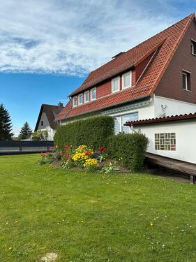 Foto - Schöne 4-Zimmer-Wohnung mit Garten und Stellplatz