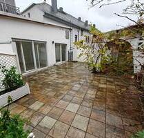 Sanierte Terassenwohnung in der City nähe Kurpark - Bad Schwalbach