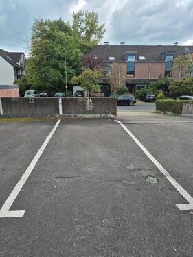 Foto - Parkplatz in Ratingen-Ost zu vermieten