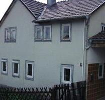 Kleines Haus mit Nebengebäude aus ehemaliger Landwirtschaft - Rödental