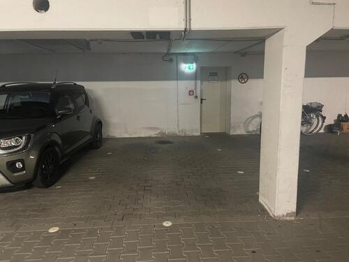 Foto - Tiefgaragenstellplatz Garage Westenviertel
