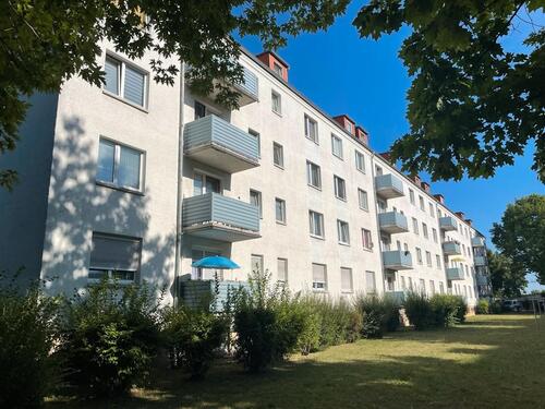 Foto - Modernisiertes Wohnglück im Dachgeschoss – Ruhige Lage nahe Stadtpark & Zentrum