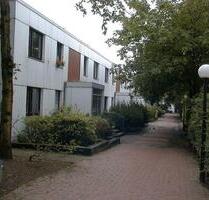 3 Zimmer Wohnung mit Loggia zu vermieten! - Kiel Friedrichsort