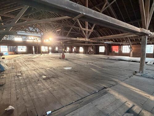 Foto - Lager in Homberg Halle mit Strom Büro 2000qm