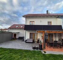 Familienfreundliche DHH mit ausgebauter Doppelgarage Privat - Ingolstadt Nordost