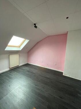 Foto - 3 Zimmer Dachgeschoßwohnung zur Miete in Merchweiler