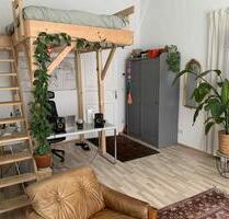 Zimmer Friedrichshain - 740,00 EUR Kaltmiete, ca.  25,00 m² in Berlin (PLZ: 10243) Friedrichshain-Kreuzberg